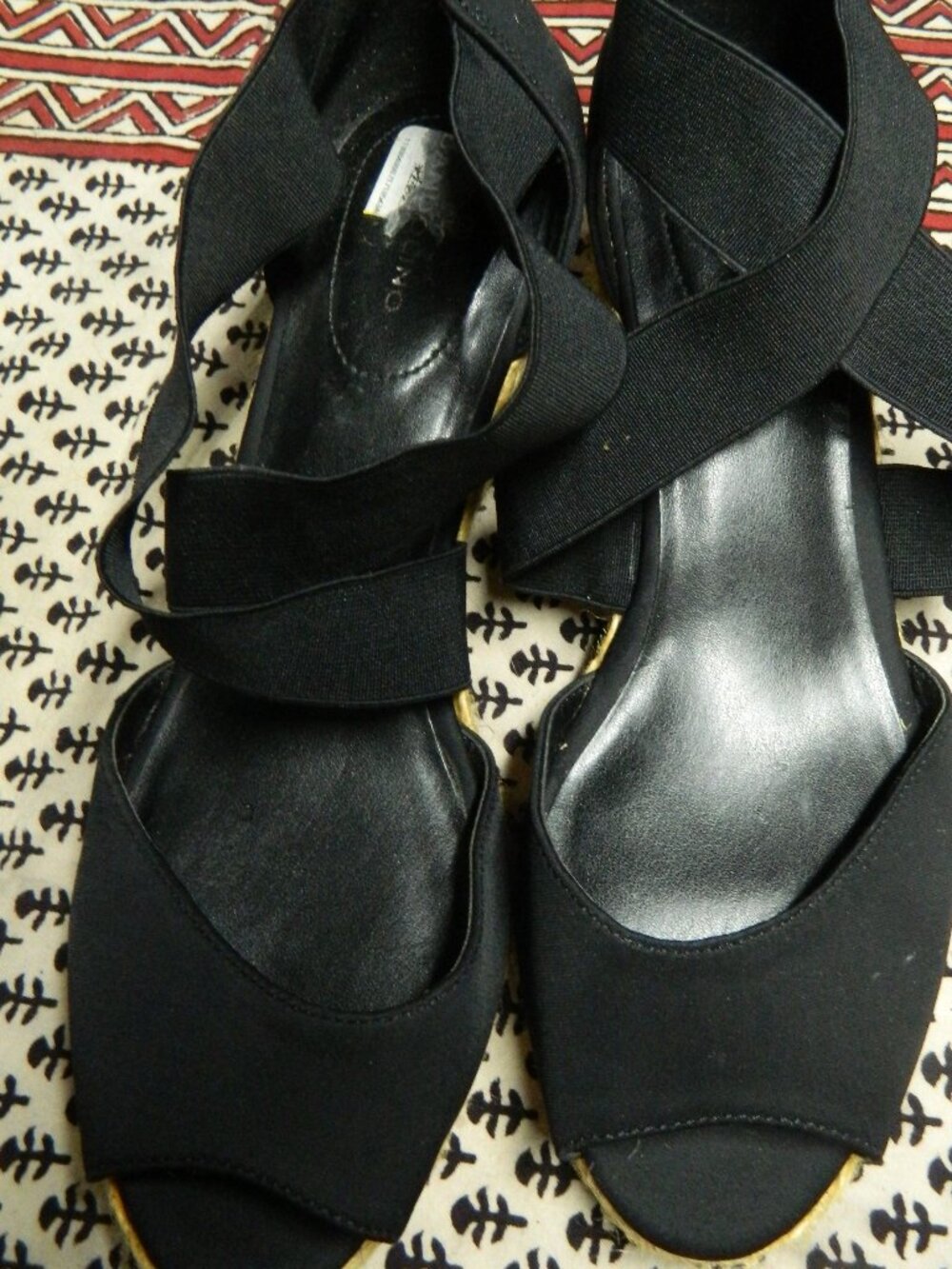 WOMEN'S BANDOLINO ESPADRILLE WEDGE BLACK SANDALS  9.5 M